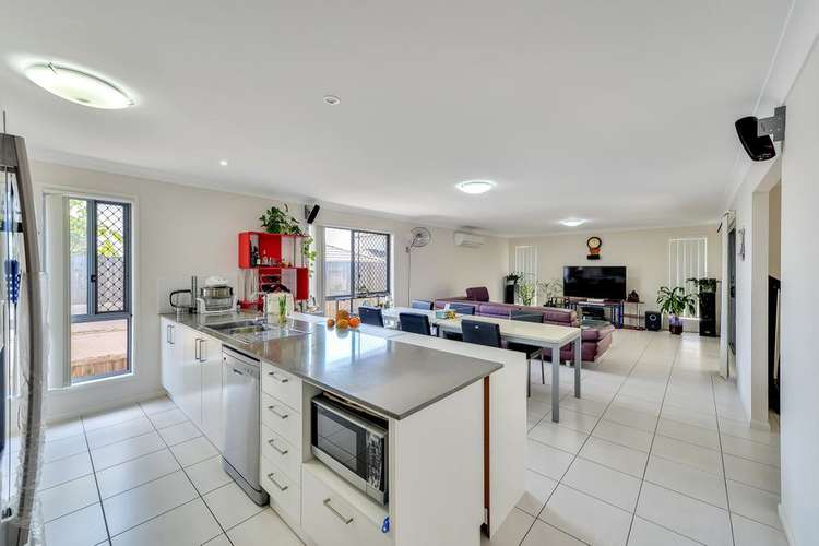Second view of Homely house listing, 17 The Avenue, Heathwood QLD 4110