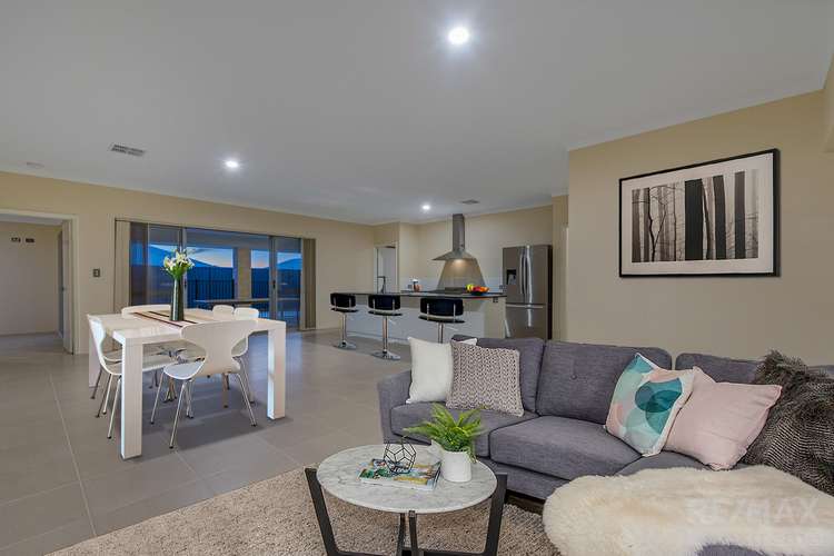 Fifth view of Homely house listing, 1 Edgari Street, Jindalee WA 6036