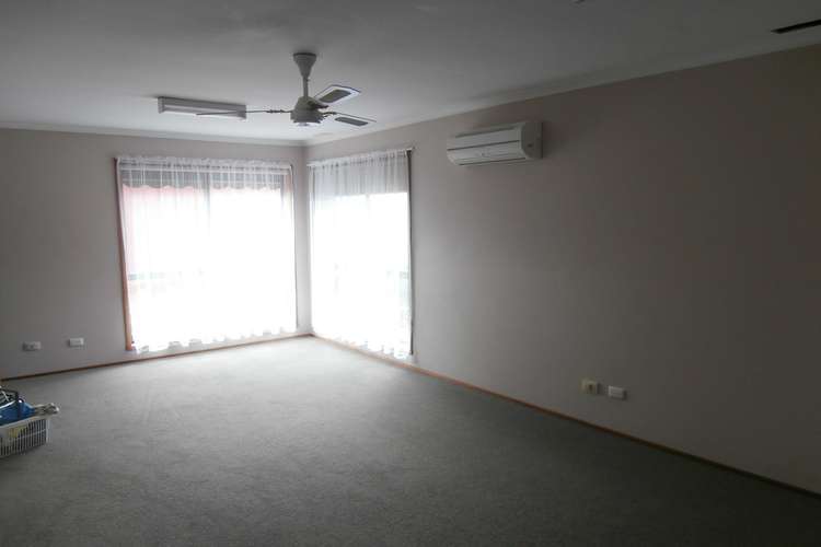 Second view of Homely flat listing, 3/27 Grant Street, Colac VIC 3250
