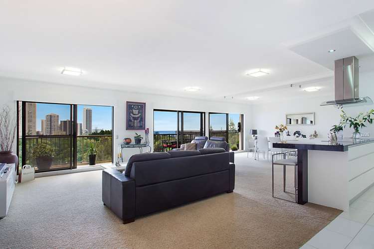 35/8 Admiralty Drive, Paradise Waters QLD 4217