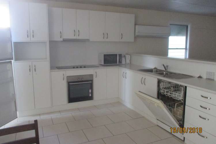 Third view of Homely flat listing, 2/28 George Street, Jandowae QLD 4410