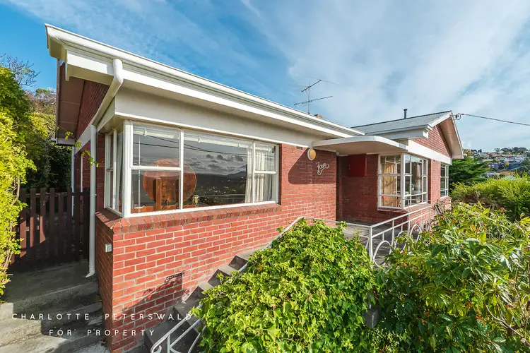 4 Elaine Crescent, West Hobart TAS 7000