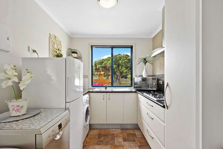 Fifth view of Homely unit listing, 14 Ray Street, Sale VIC 3850