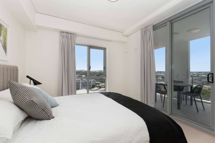 Second view of Homely apartment listing, 1812/510 St Pauls Terrace, Bowen Hills QLD 4006