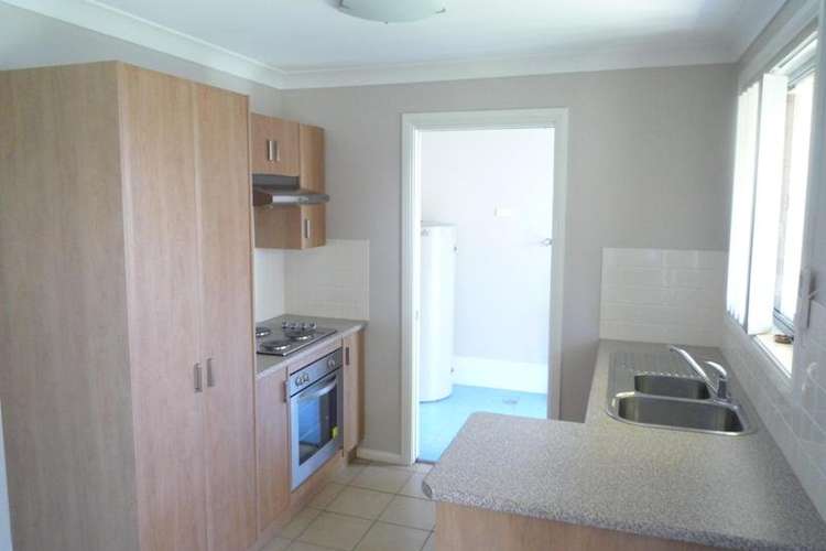 Third view of Homely villa listing, 2/33 Wyndham Street, Branxton NSW 2335