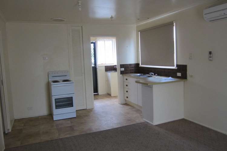 Second view of Homely unit listing, 2/89 Gravesend Street, Colac VIC 3250