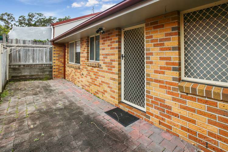 Fourth view of Homely villa listing, 6/38 Milbong Street, Battery Hill QLD 4551