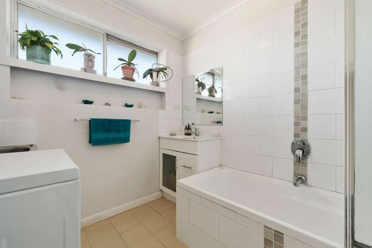 Seventh view of Homely flat listing, 6/396-397 Station Street, Bonbeach VIC 3196