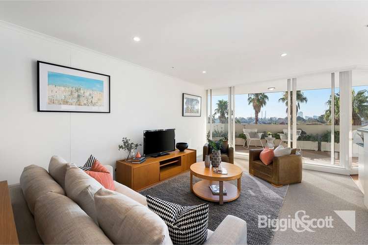 202/115 Beach Street, Port Melbourne VIC 3207