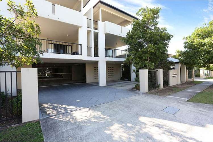 Main view of Homely unit listing, 2/26 Noble Street, Clayfield QLD 4011