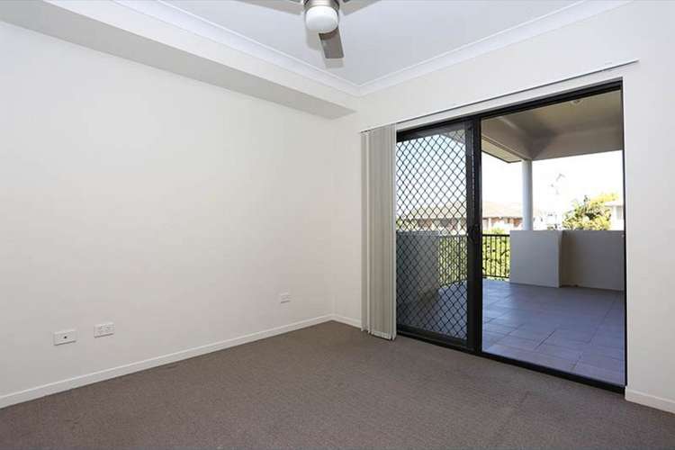 Fourth view of Homely unit listing, 2/26 Noble Street, Clayfield QLD 4011