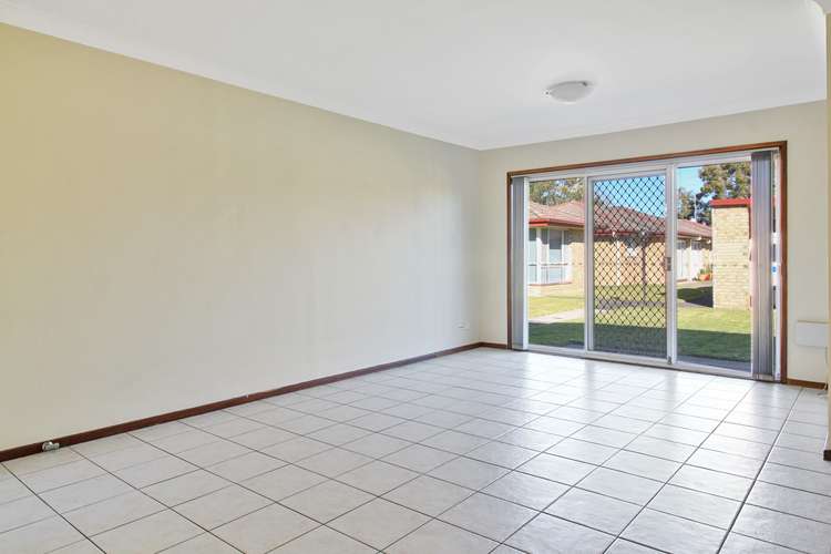 Third view of Homely villa listing, 4/4 Edyth Street, Bellambi NSW 2518