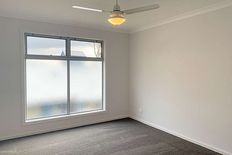 Fifth view of Homely unit listing, 7 Sanctuary Drive, Carrum Downs VIC 3201