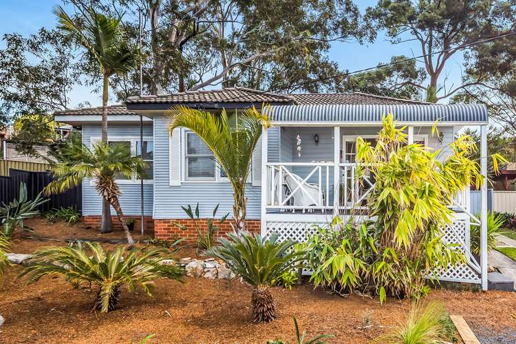 8 Baker Place, Mount Warrigal NSW 2528