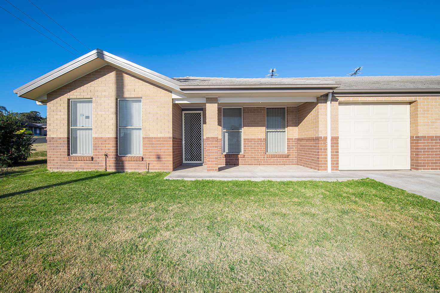 Main view of Homely villa listing, 1/50 Campbell Street, Aberdeen NSW 2336