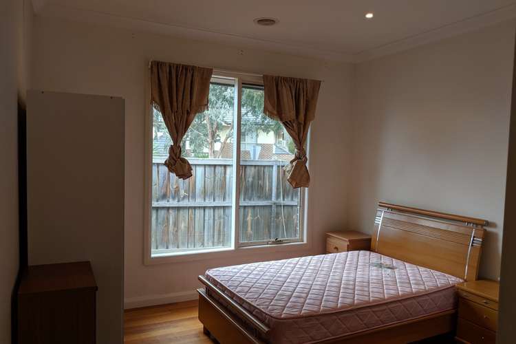 Fifth view of Homely house listing, 2 Di Palma Place, Bundoora VIC 3083