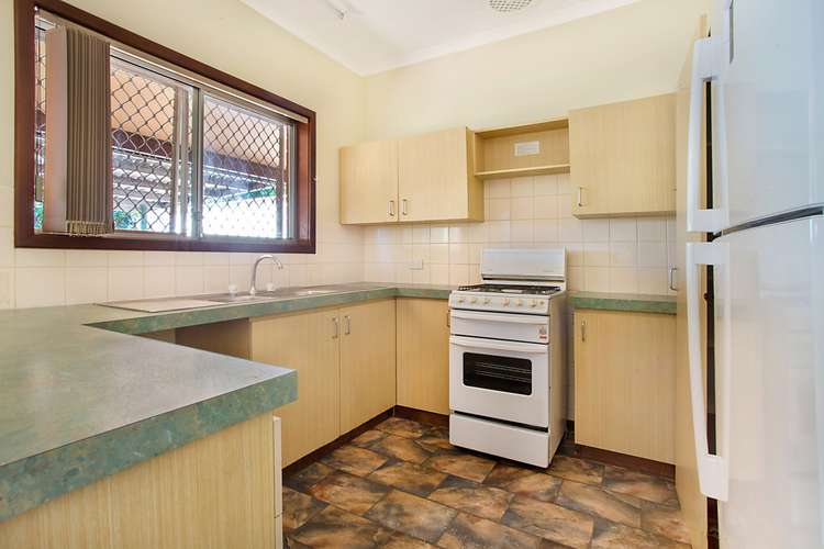 Fifth view of Homely house listing, 4 Featherby Way, Baynton WA 6714