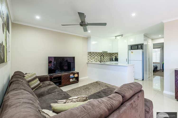 Fourth view of Homely semiDetached listing, 2/19 Hentdale Court, Labrador QLD 4215