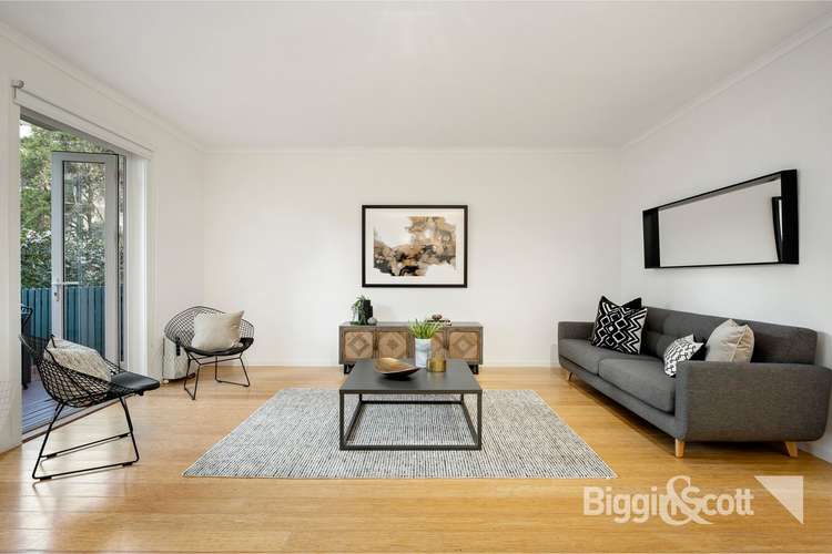 Third view of Homely apartment listing, 2/106 Southbank Boulevard, Southbank VIC 3006