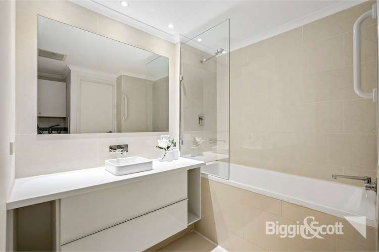 Sixth view of Homely apartment listing, 2/106 Southbank Boulevard, Southbank VIC 3006