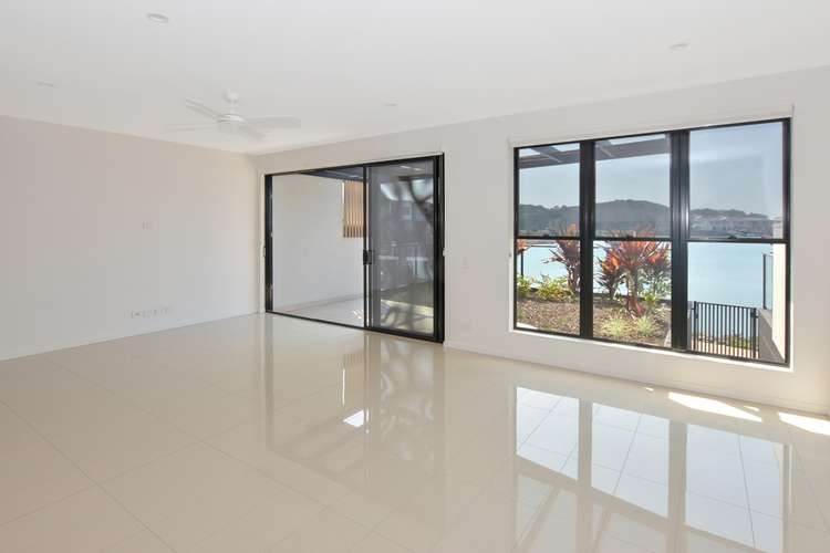 Fifth view of Homely villa listing, 4 Promenade Circuit, Hope Island QLD 4212
