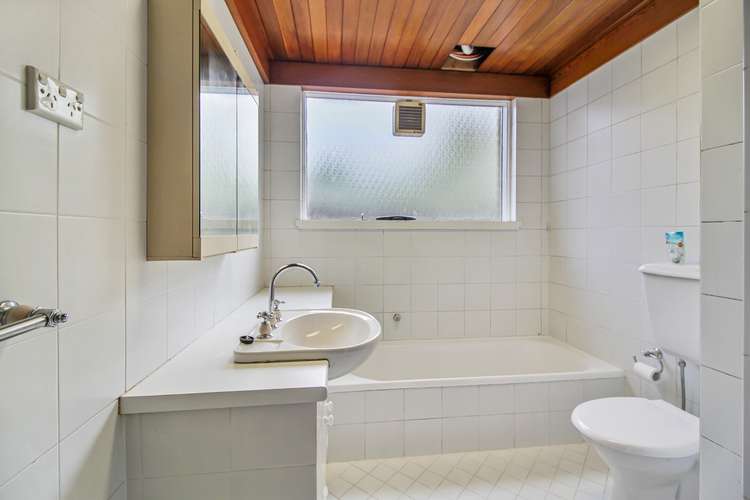 Fifth view of Homely villa listing, 2/45 Brentwood Avenue, Figtree NSW 2525