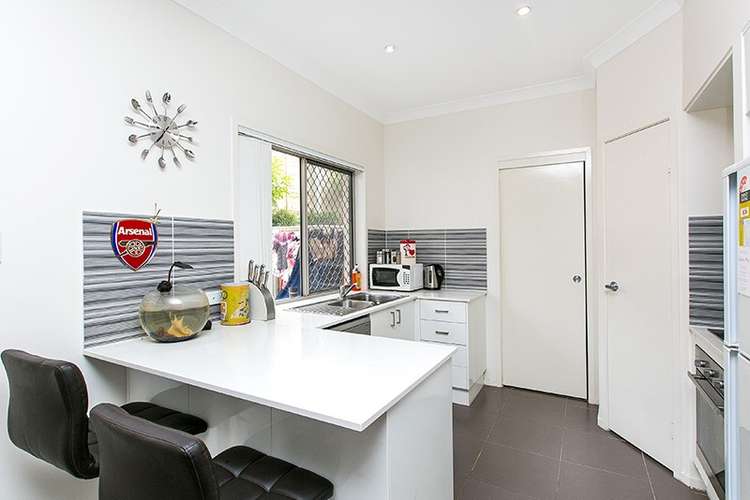 Second view of Homely townhouse listing, 4/88 Candytuft Place, Calamvale QLD 4116