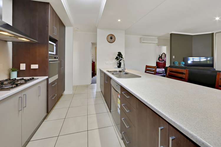 Third view of Homely house listing, 5 Harmony Court, Kalkie QLD 4670