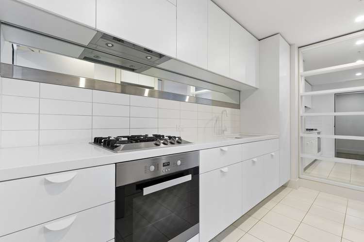 Third view of Homely apartment listing, 5607/500 Elizabeth Street, Melbourne VIC 3000