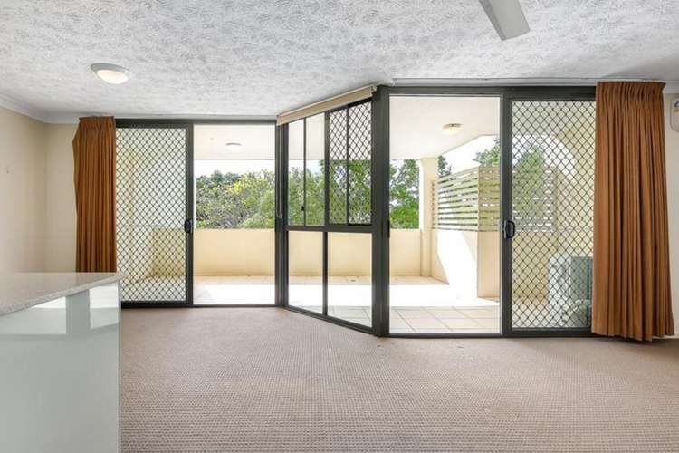 Third view of Homely unit listing, 2/65 Park Road, Yeronga QLD 4104