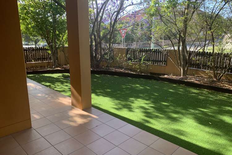 Main view of Homely unit listing, 2/77 Belgrave Street, Morningside QLD 4170