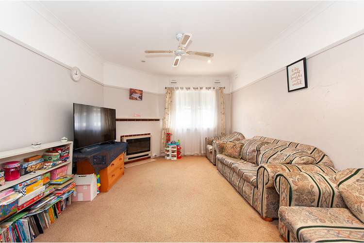 Third view of Homely unit listing, 1/364 Bellevue Street, North Albury NSW 2640