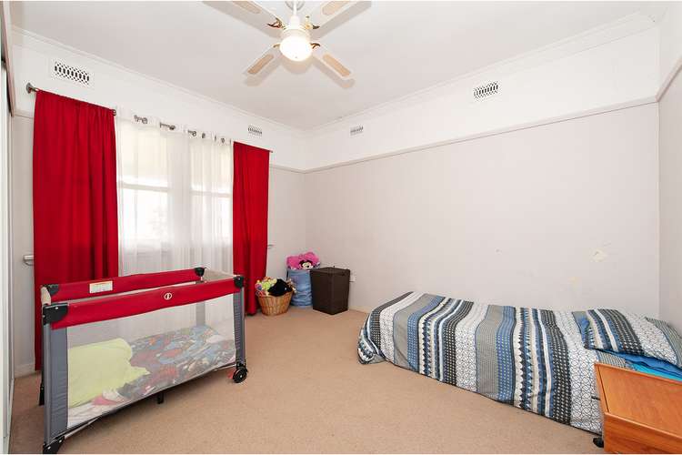 Fifth view of Homely unit listing, 1/364 Bellevue Street, North Albury NSW 2640