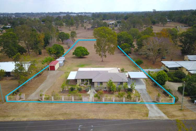 Second view of Homely house listing, 33 Islandview Street, Barellan Point QLD 4306