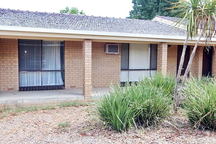 Second view of Homely unit listing, 2/2 Cooinbil Crescent, Kooringal NSW 2650