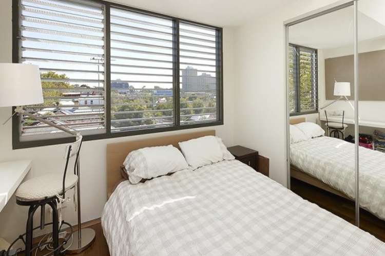 Fifth view of Homely apartment listing, 10/11 Smith Street, Kensington VIC 3031