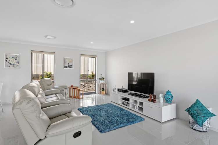 Fifth view of Homely house listing, 8 Carnarvon Circuit, East Maitland NSW 2323