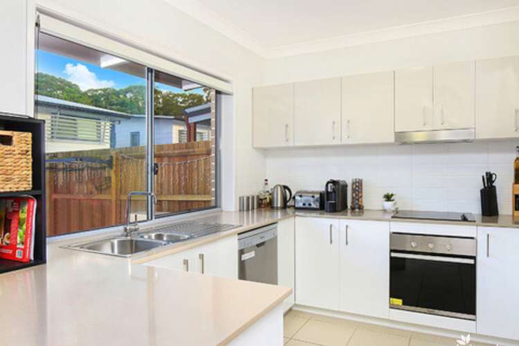 Second view of Homely townhouse listing, 31/17 Greensboro Place, Little Mountain QLD 4551