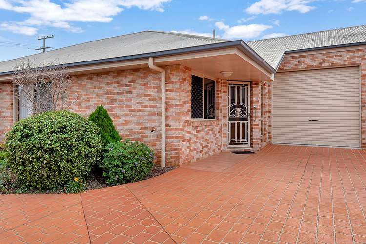 Main view of Homely unit listing, 2/58 Tara Street, Wilsonton QLD 4350