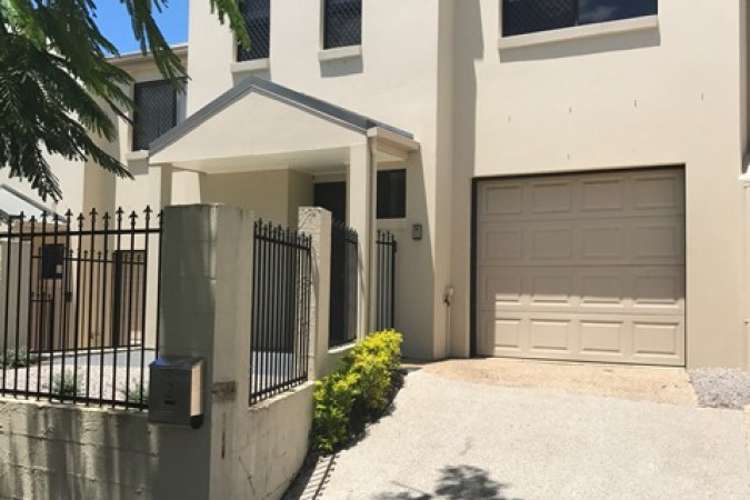Main view of Homely townhouse listing, 2/3 Kedron Street, Wooloowin QLD 4030