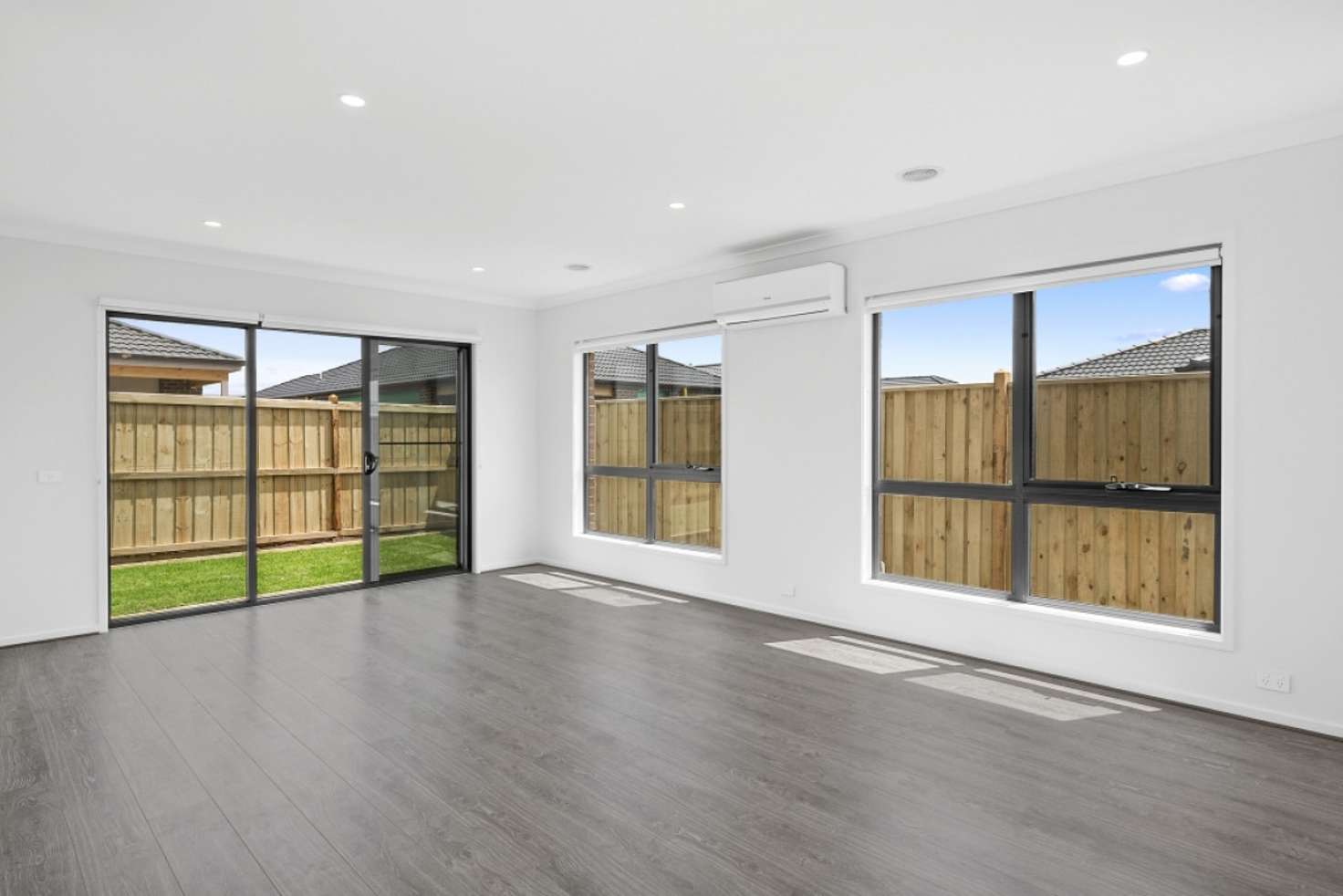 Main view of Homely house listing, 54 Havant Circuit, Charlemont VIC 3217