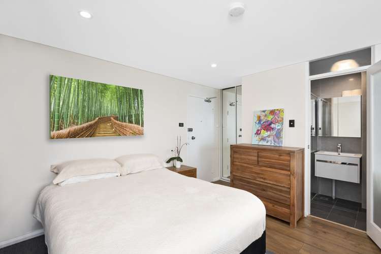 Fourth view of Homely studio listing, 24/7 Lavender Street, Mcmahons Point NSW 2060