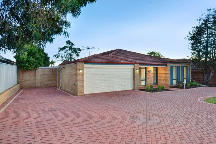 Second view of Homely house listing, 36 Golf Links Drive, Carramar WA 6031