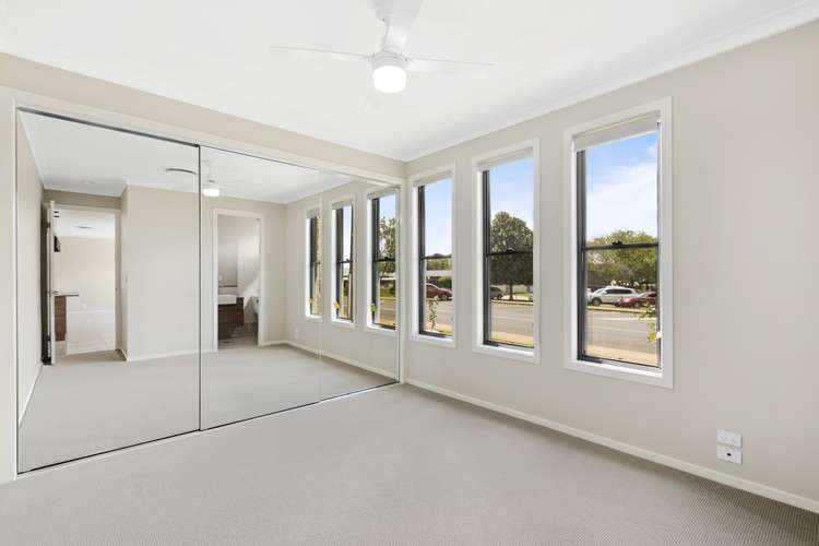 Fifth view of Homely unit listing, 2/14 Yarrow Close, Middle Ridge QLD 4350