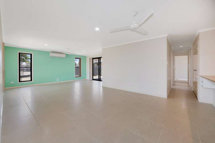 Seventh view of Homely semiDetached listing, 1/38 Bayswater Drive, Urraween QLD 4655