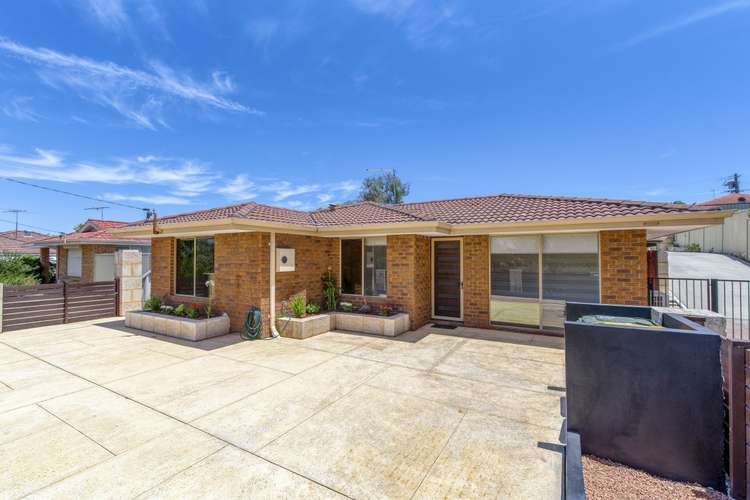Fourth view of Homely house listing, 31 Lynas Way, Quinns Rocks WA 6030