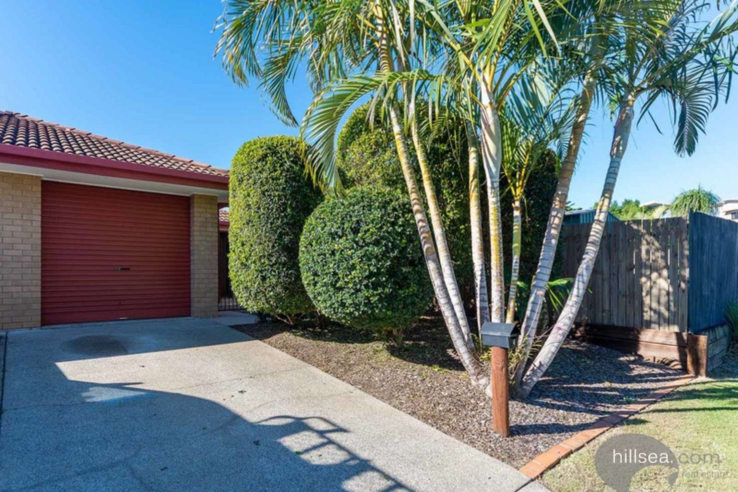 Main view of Homely semiDetached listing, 2/10 Hentdale Court, Labrador QLD 4215