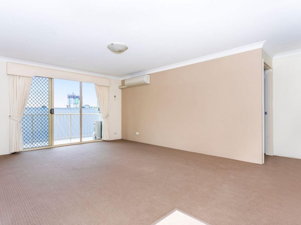 Main view of Homely unit listing, 5/15 King Street, Annerley QLD 4103