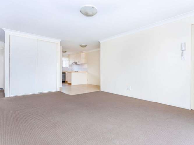 Second view of Homely unit listing, 5/15 King Street, Annerley QLD 4103