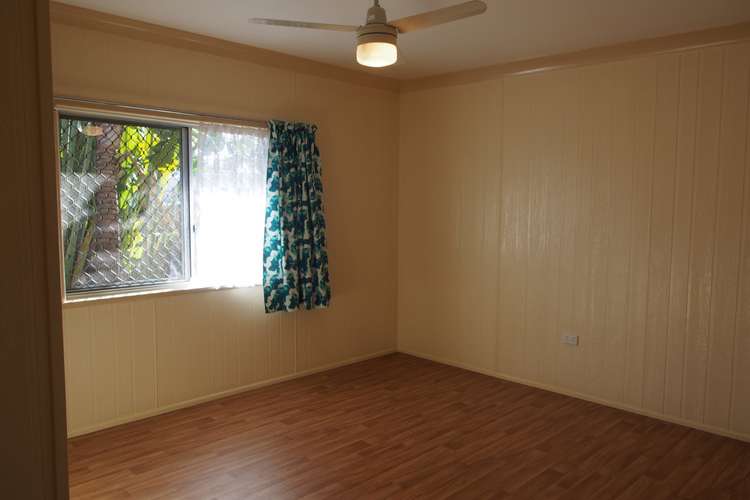 Fifth view of Homely unit listing, 4/202 Barolin Street, Bundaberg QLD 4670